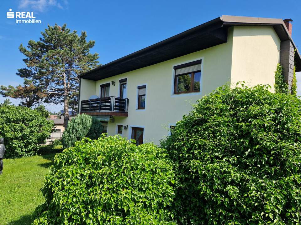 Einfamilienhaus mit zusätzlicher Lagerhalle, Nebengebäude und Garage - vielseitige Nutzungsmöglichkeit!