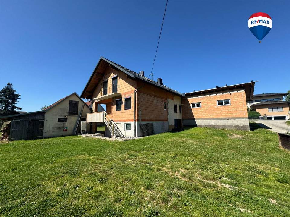 Einfamilienhaus zum Fertigstellen mit großzügigem Garten