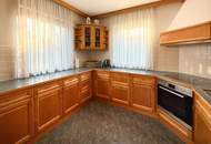 Gepflegtes Einfamilienhaus mit Pool und Wohlfühlgarten in ruhiger Lage von Tulln