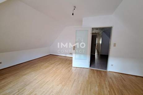 3- Zimmer- DG- Wohnung im Altbau| Sackstraße 14 Top 26, Wohnung-miete, 993,96,€, 8010 Graz(Stadt)