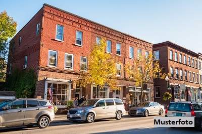 +++ Kapitalanlage: Wohn- und Geschäftshaus mit 7 Einheiten und Stellplätzen +++