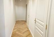 Hietzing Deluxe! Generalsanierte Luxuswohnung mit riesiger Privatgarage! Großer Garten + Riesige Terrassen + 4 Zimmer, 3 Bäder, 3 WCs und viel Raum! Premium Wohngefühl!