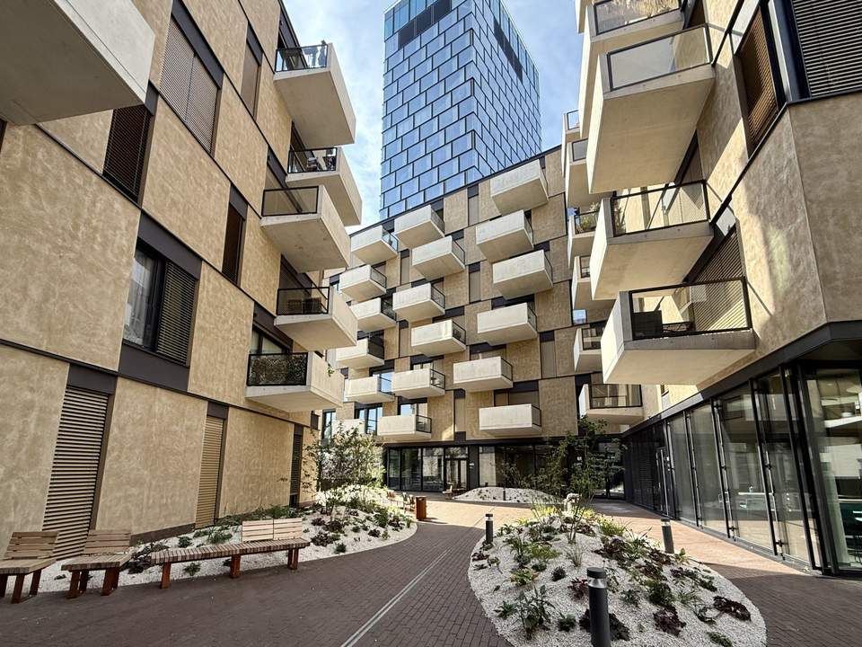 Quadrill_Urban Living_Top B617