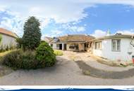 Kaiserebersdorf: Grundstück mit Altbestand und Entwicklungspotenzial