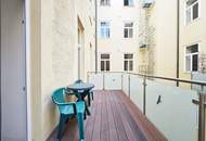 Altbau mit Südbalkon | 2-Zimmer in ruhiger Innenhoflage | Einbauküche | Lift | Kellerabteil