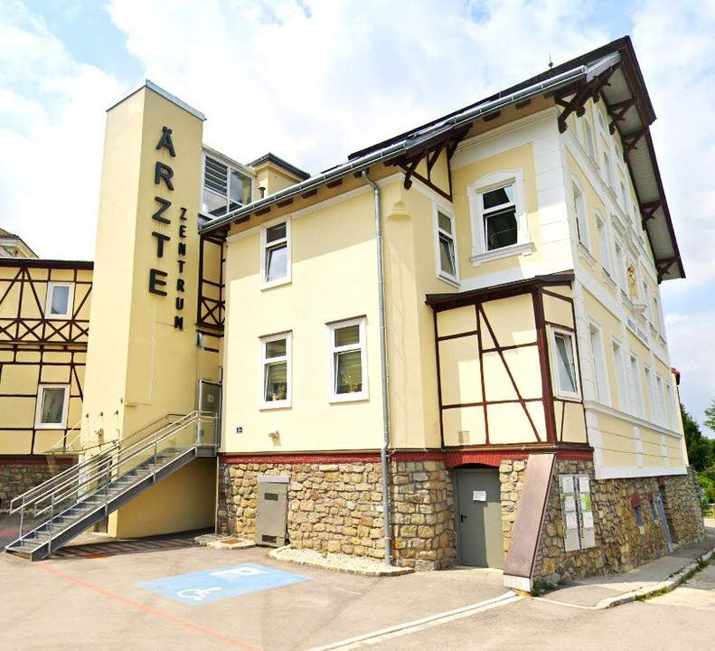 ## PRAXISFLÄCHE im Ärztezentrum GABLITZ ##