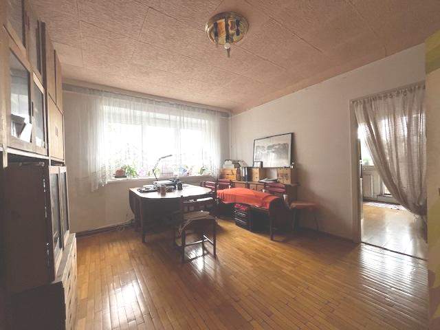3-Zimmer-Wohnung mit Loggia – Sanierungsobjekt mit Potenzial / ONLINE-TERMIN -BUCHEN /https://www.remax.at/1662-3048