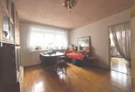 3-Zimmer-Wohnung mit Loggia – Sanierungsobjekt mit Potenzial / ONLINE-TERMIN -BUCHEN /https://www.remax.at/1662-3048