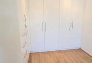 Dachgeschosswohnung mit 3 Zimmern auf ca. 70m2 inkl. Garage - Ruhige Lage, Lichtdurchflutet und hochwertig ausgestattet!