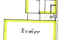 Sanierungsbedürftige Wohnung mit Entwicklungspotenzial im gepflegten Altbau