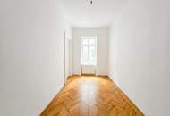 Licht, Eleganz und Großzügigkeit - Großzügige 3,5-Zimmer-Altbauwohnung mit Fischgrätparkett und Stuck in Bestlage - Florianigasse