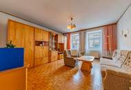 TOP ANGEBOT: VIERKANTHOF IN ZENTRALER LAGE: HISTORISCHE SUBSTANZ MIT POTENZIAL!
