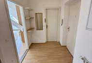 Möblierte Dachgeschosswohnung