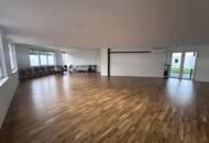 110m2 Saal zur individuellen Nutzung!