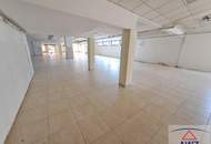 Große Geschäftsfläche in guter Lage zu verkaufen!