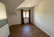 Ruhige 3-Zimmer-Wohnung mit Balkon & Kaminofen