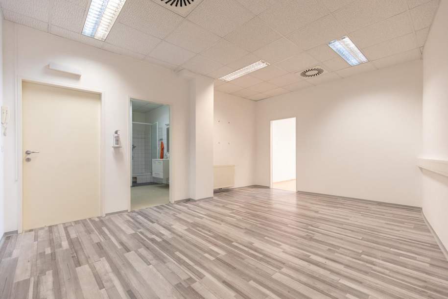 Moderne Büro-Praxisräume im Zentrum!, Gewerbeobjekt-miete, 914,34,€, 7100 Neusiedl am See