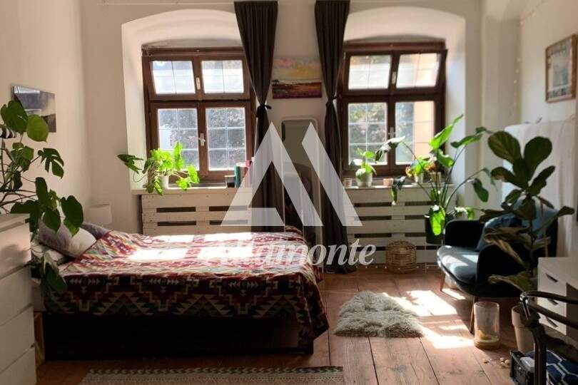 Tolle Stilaltbau-Wohnung mit rd. 116,6 m² Nutzfläche &amp; gemeinsamen Balkon im Herzen der Innsbrucker City am Domplatz, Wohnung-kauf, 690.000,€, 6020 Innsbruck-Stadt