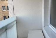 3 Zimmerwohnung in saniertem Wohnhaus perfekt gelegen mit Loggia