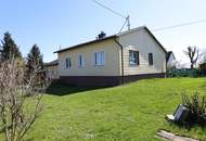 3-Zimmer-Bungalow auf 870 m² Grund mit neuem Dach und Pelletszentralheizung