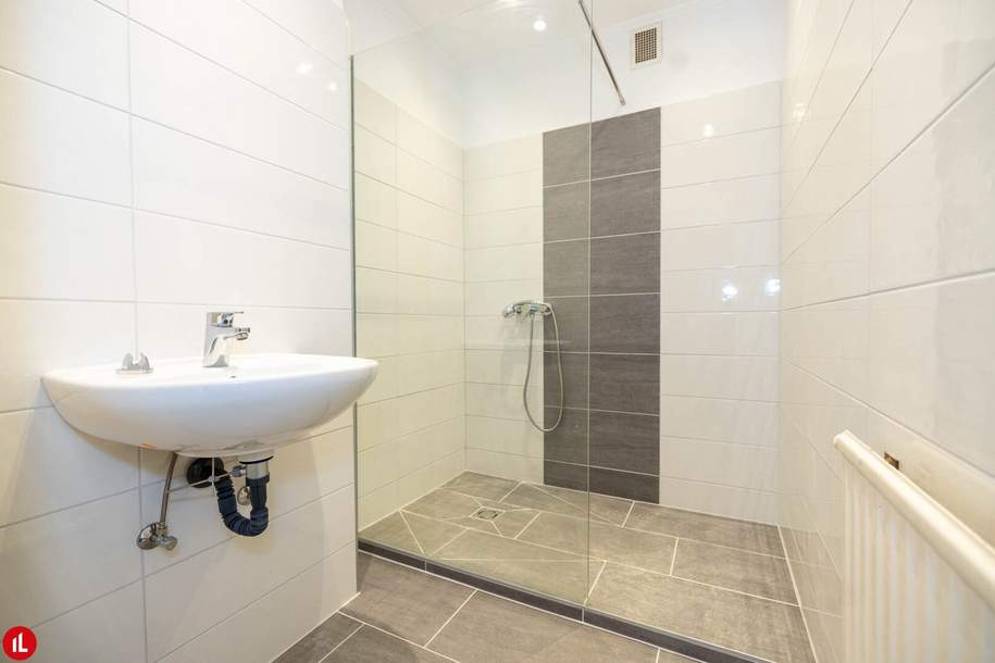 Schwechat - Zwölfaxing | Mietwohnung | 64m² Wohnfläche | 2 Zimmer | neue Küche | neues Badezimmer, Wohnung-miete, 698,00,€, 2322 Bruck an der Leitha