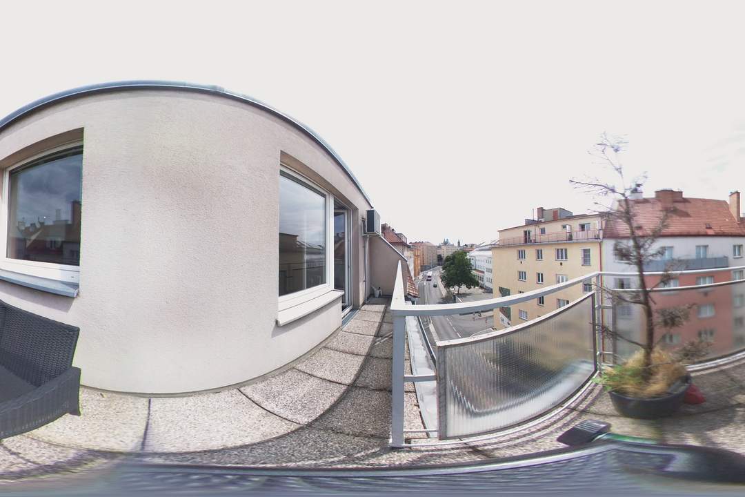 "++Dachgeschoss++Terrasse++Klimaanlage++"