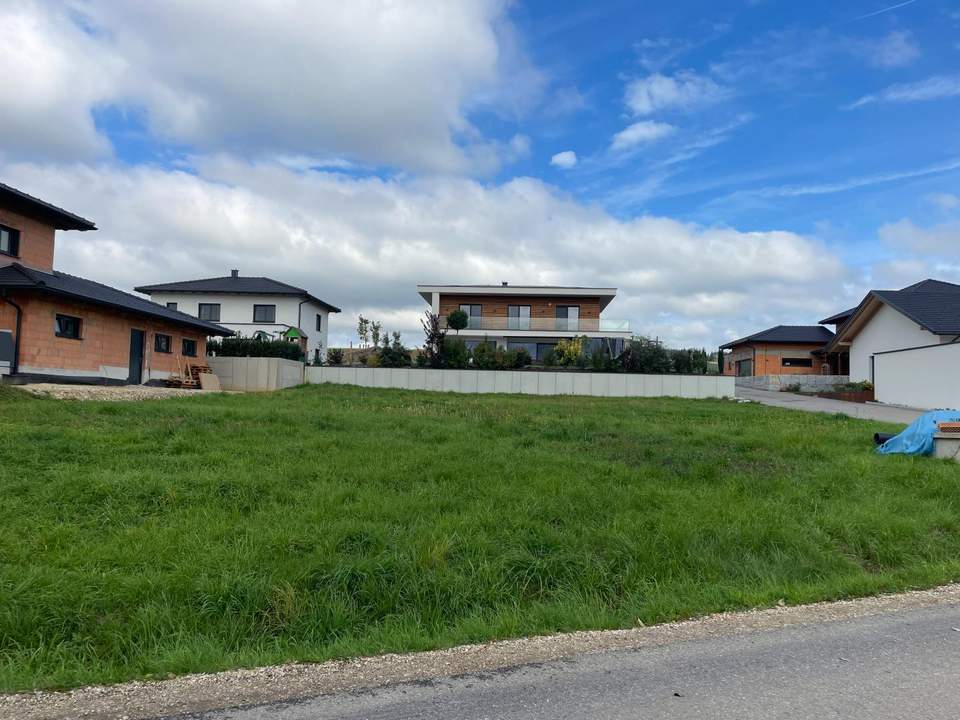 Sonniges Baugrundstück in Großschörgern, Andorf