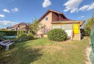 Gepflegtes Einfamilienhaus mit Pool in ruhiger Grünlage
