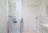 sonnige DG-Wohnung mit besonderem Flair!