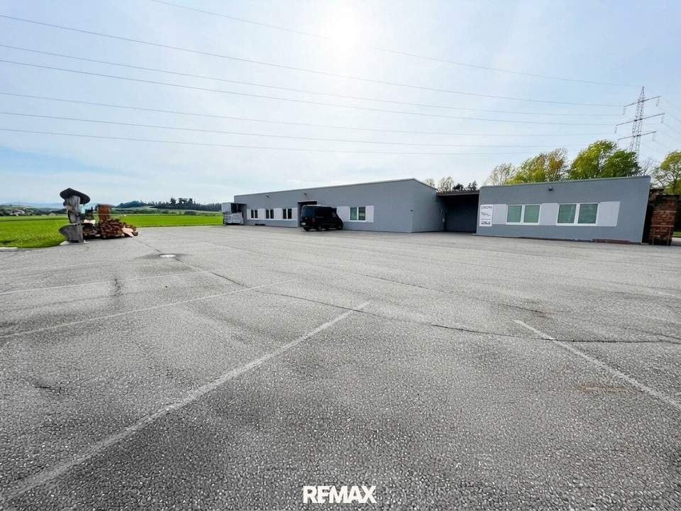 Moderne Gewerbefläche mit 105 m² – vielseitig nutzbar mit großzügiger Außenfläche und eigenem Parkplatz Miete €882