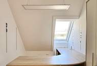 Möbliertes Dachgeschossbüro in Toplage – ideal für Startups & kleine Unternehmen