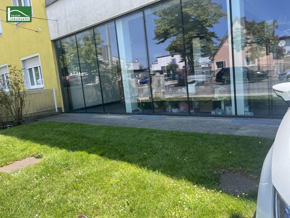 FÜR Gewerbe, Praxis, Büro etc..Ca. 147m² barrierefreie Gewerbefläche im EG mit separatem Eingang & großer Glasfassade in modernem Niederenergiebau aus 2009. Schöner Garten für Privat oder Lagerhalle/Nebengebäude. - WOHNTRAUM