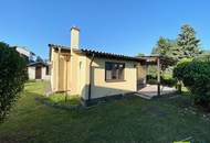 "die Badesaison genießen" Pachtgrund mit Bungalow mit großem Garten und Pool in der Feriensiedlung beim Badeteich Steinbrunn
