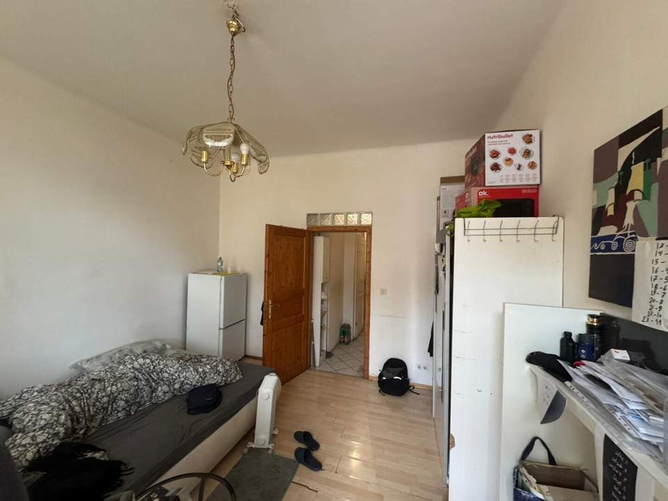 Charmante Altbauwohnung mit Lift im Herzen Hernals – Ideale Starter- oder Anlegerwohnung