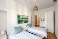 Provisionsfrei: Hietzinger Zentrum - Großzügige Altbauwohnung mit Balkon in absoluter Bestlage!