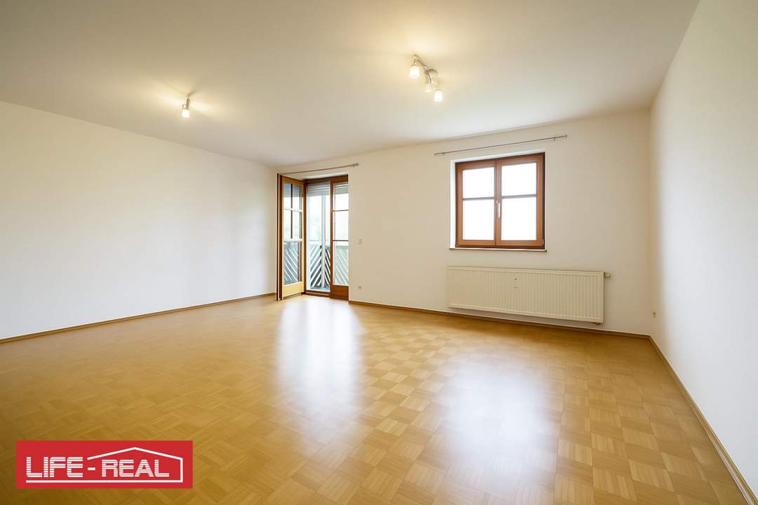 Kapitalanlage oder neues Zuhause? Großzügige 3,5-Zimmer-Wohnung mit Blick ins Grüne
