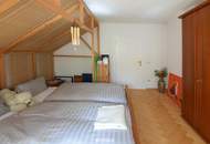 Exklusive Rarität - Villa mit traumhaftem Garten und Ordination