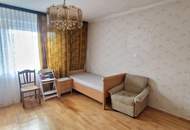 Kleines, sanierungsbedürftiges Haus in ruhiger Lage mit vielseitig nutzbarem Nebengebäude