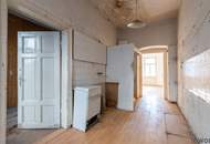 Sanierungsbedürftige Altbauwohnung mit baubewilligtem Balkon | Nähe Matzleinsdorfer Platz (S-Bahn-Station und künftig U2-Station)