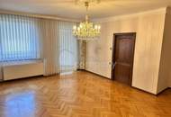 Ihr Traumhaus wartet auf Sie: Luxuriöse Eleganz in bester Lage, mit einem Baugrundstück !