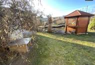 **Schönes und großzügiges Einfamilienhaus mit Schwimmteich**