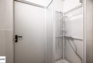 helles Altbau-Eckbüro am Parkring vis a vis des Stadparks