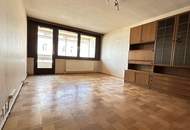 Sonnige 2-Zimmer Loggienwohnung - Modernisierungsbedarf gegeben!