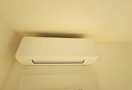 AUGARTEN-NÄHE, ERSTBEZUG, klimatisiertes 52 m2 Dachgeschoss, 2 Zimmer, Komplettküche, Duschbad, Parketten, Brigittenauer Lände