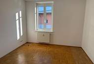 Sehr gepflegte 3-Zimmerwohnung mit Loggia/Balkon im Ortszentrum von Prambachkirchen