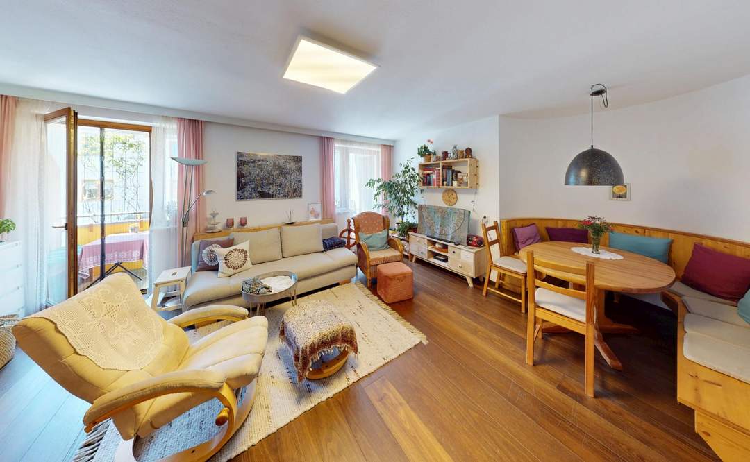 "Sonnige Wohlfühloase in Imst am Rofen – mit Balkon & offenem Wohn-Essbereich!"