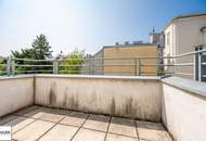 ** Top gepflegte 4 Zimmer Dachgeschoss Wohnung mit Alleinutzung 3er hofseitigen Terrassen - Maisonette Wohnung - Nähe Bahnhof Gersthof ** ab sofort **