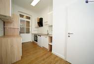 PREISHIT zum Verlieben: Vollsanierte 3-Zimmer-Altbauwohnung mit hohen Decken &amp; Balkon