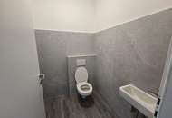 Schöne und neu renovierte Wohnung in zentraler Lage Top 2