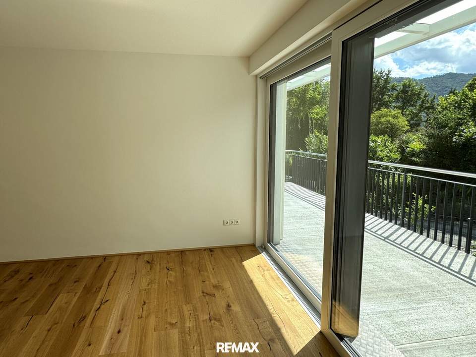 Exklusive 3-Zimmer-Neubauwohnung mit Terrasse und Carport-Parkplatz in Graz